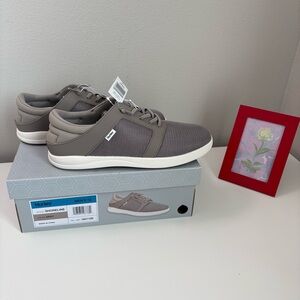 Hurley, Men's "Shoreline" Lace Up Shoe, Size 12, and Color Gray, NIB